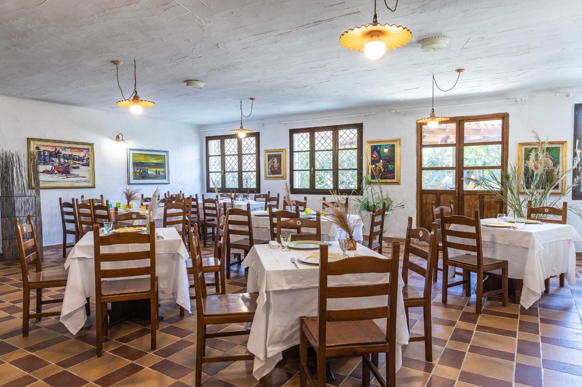 Hotel Ristorante S'Astore Benetutti Exterior photo
